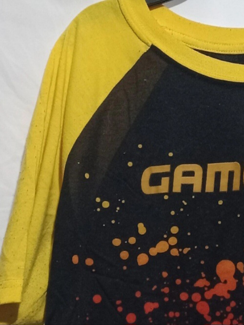 tshirt - Picture 2 of 16